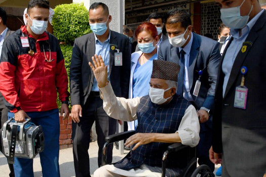 थप उपचारका लागि राष्ट्रपति पौडेल भारत प्रस्थान